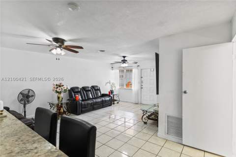 7830 W 8th Ave, Hialeah FL - photo 8 of 32