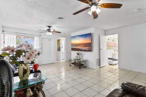 7830 W 8th Ave, Hialeah FL - photo 9 of 32