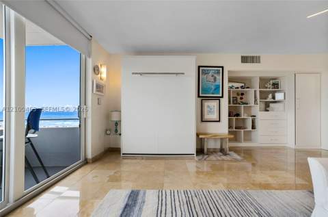 465 Ocean Dr 718, Miami Beach FL - photo 10 of 27