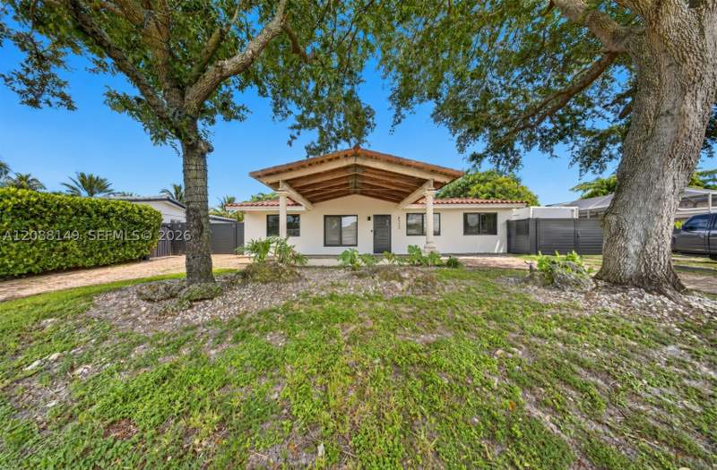 4 bedroom SingleFamilyResidence at 8315 SW 99th Ct, Heftler Homes Sunset Park, Miami — photo 3