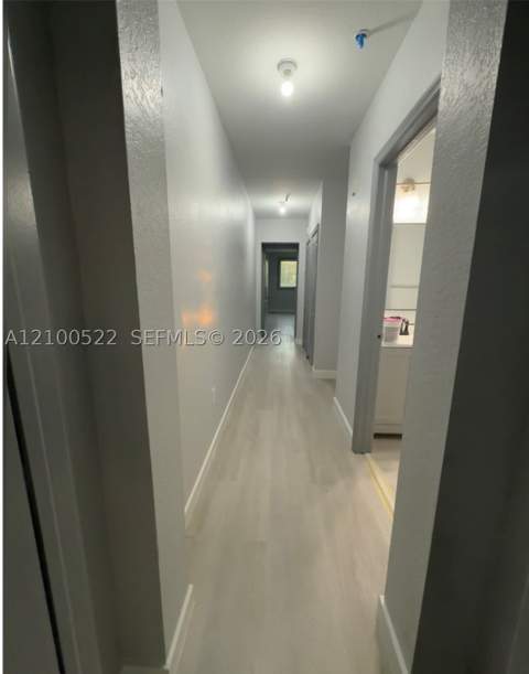 17800 NW 73rd Ave 205-21, Hialeah FL - photo 10 of 19