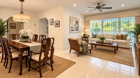 9325 SW 178th Ter, Palmetto Bay FL - photo 7 of 18