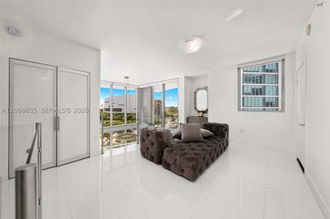 900 Biscayne Blvd 701, Miami FL - photo 23 of 46