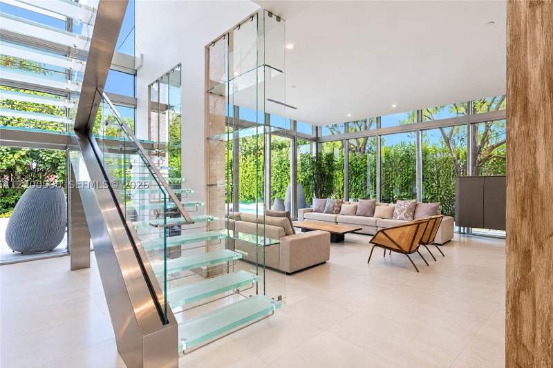 7 bedroom Villa at 110 Reef Ln 10, Oceana Key Biscayne Condo, Key Biscayne — photo 3