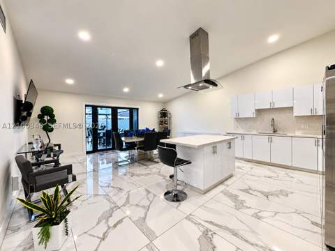5700 SW 148th Pl, Miami FL - photo 6 of 32