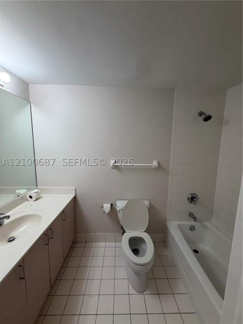 185 SE 14th Ter 2512, Miami FL - photo 6 of 10