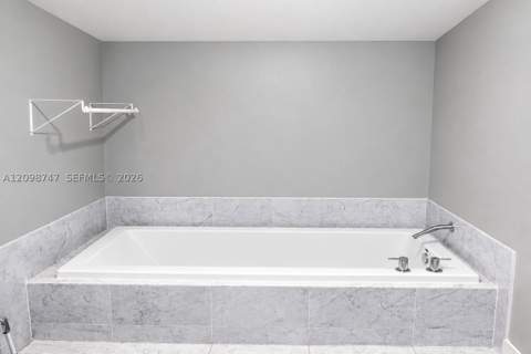 244 Biscayne Blvd 3204, Miami FL - photo 6 of 8