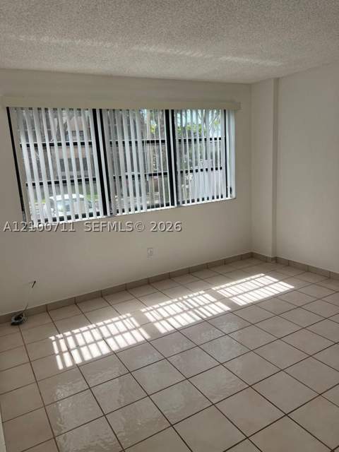 20850 San Simeon Way 106-5, Miami FL - photo 12 of 26