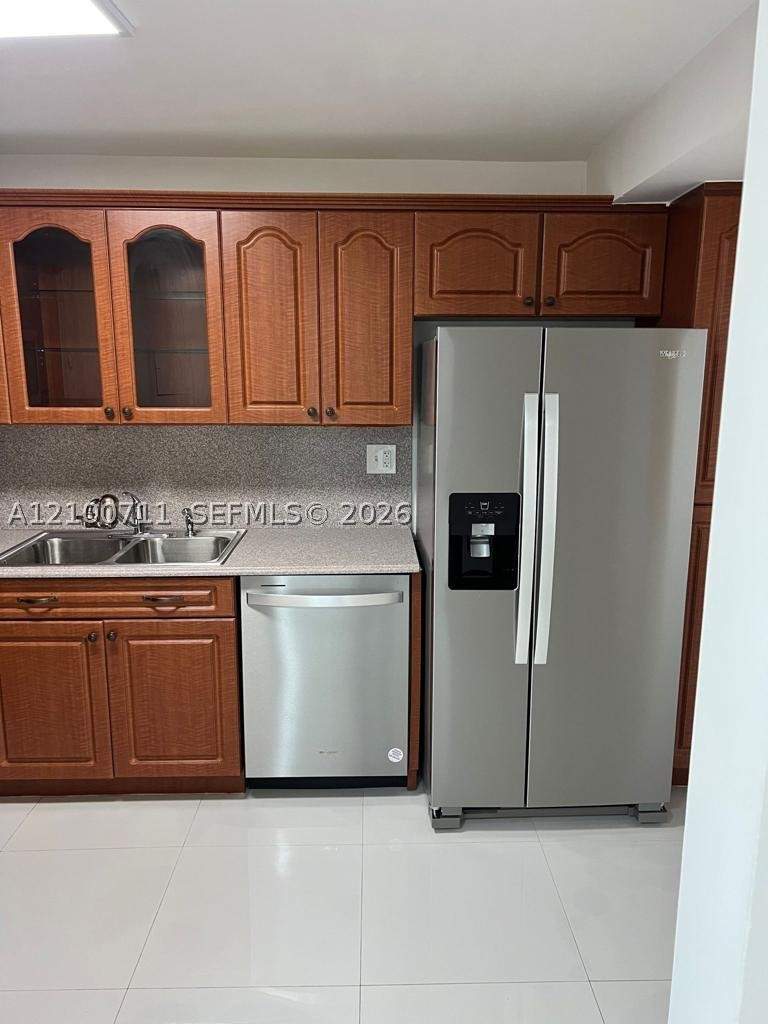 2 bedroom Condominium at 20850 San Simeon Way 106-5, Lakeview Of The Calf Club, Miami — photo 3
