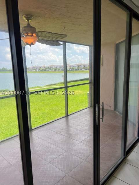 20850 San Simeon Way 106-5, Miami FL - photo 8 of 26