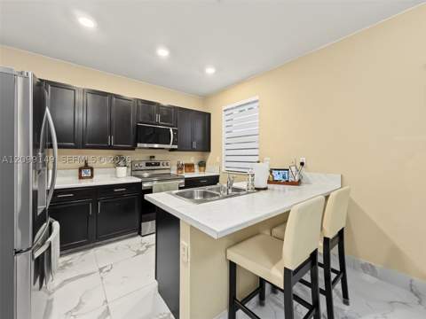 11266 SW 250th Ter, Homestead FL - photo 8 of 34