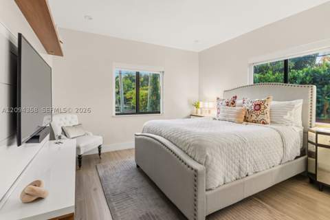 6235 Alton Rd, Miami Beach FL - photo 11 of 29