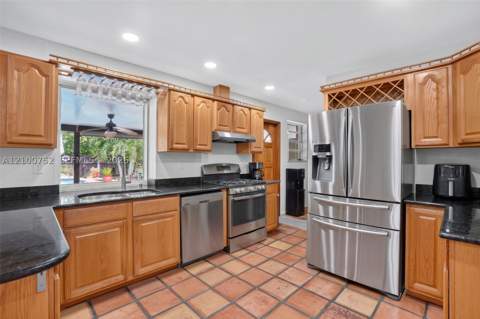 28125 SW 158th Pl, Homestead FL - photo 13 of 43