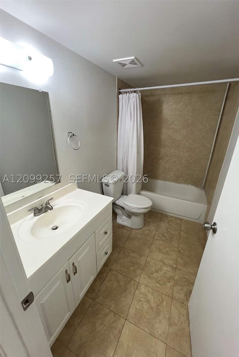 2 bedroom Condominium at 9686 Fontainebleau Blvd 402, Golfview Cl Fontainebleau, Miami — photo 4
