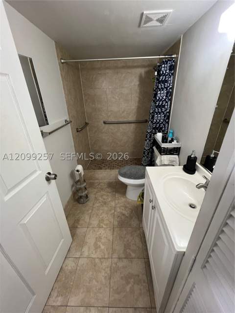 9686 Fontainebleau Blvd 402, Miami FL - photo 6 of 14