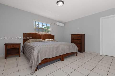 7802 W 18th Ln, Hialeah FL - photo 10 of 19
