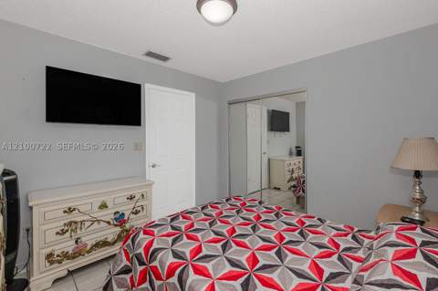 7802 W 18th Ln, Hialeah FL - photo 12 of 19