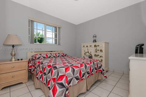 7802 W 18th Ln, Hialeah FL - photo 13 of 19
