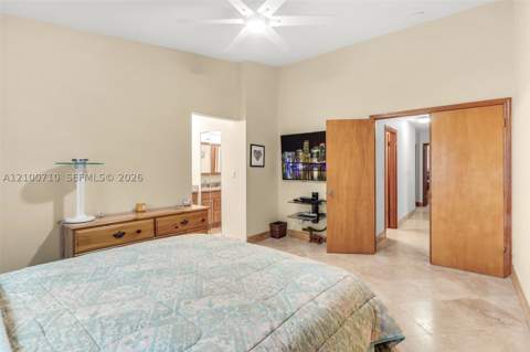 8514 SW 209th Ln, Cutler Bay FL - photo 10 of 28