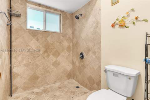 8514 SW 209th Ln, Cutler Bay FL - photo 17 of 28
