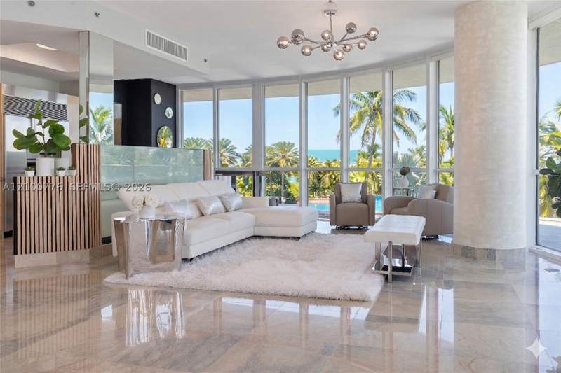 3 bedroom Condominium at 100 S Pointe Dr 506, Continuum On South Beach, Miami Beach — photo 2