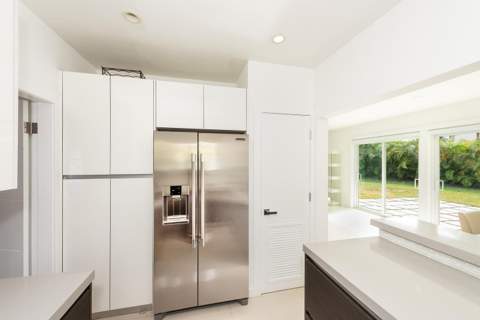 1040 N Venetian Drive, Miami FL - photo 10 of 27