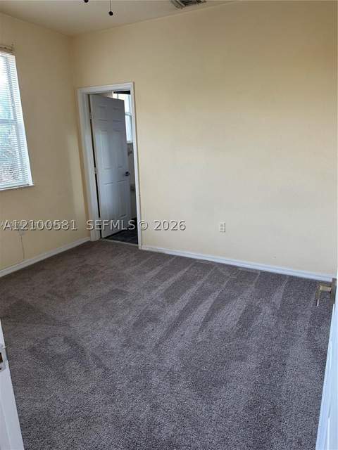 645 E Mowry Ct, Homestead FL - photo 10 of 18