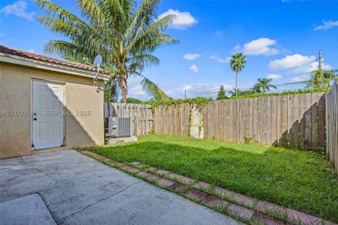 645 E Mowry Ct, Homestead FL - photo 22 of 27