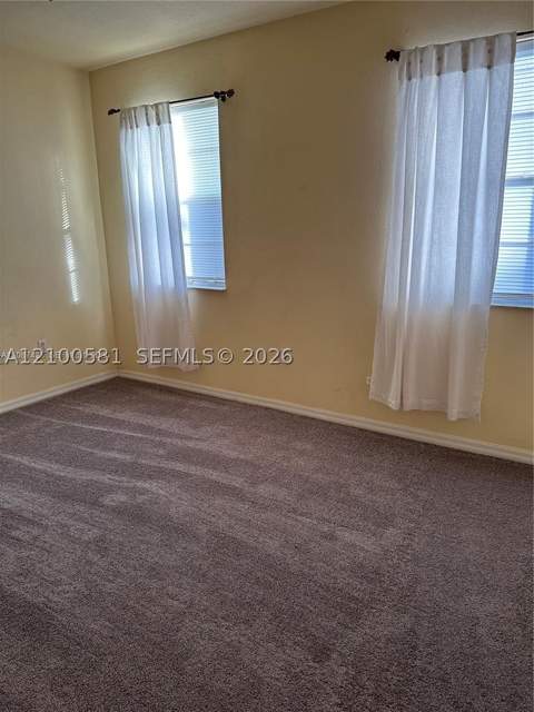 645 E Mowry Ct, Homestead FL - photo 8 of 18