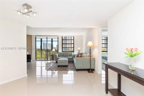 20400 W Country Club Dr 605, Aventura FL - photo 22 of 35