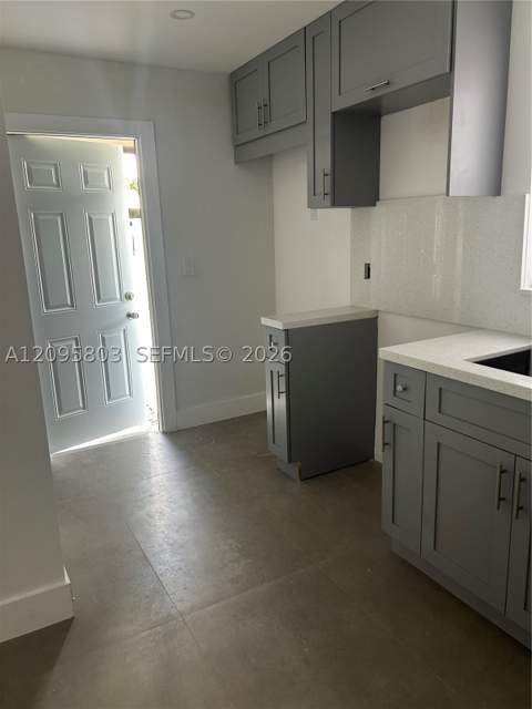 20403 NW 44th Pl, Miami Gardens FL - photo 6 of 15