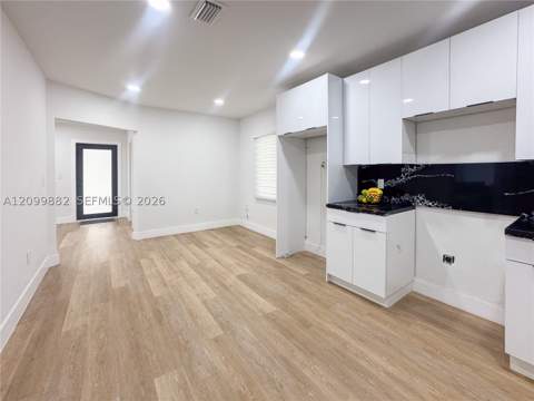 1427 NW 69th Ter, Miami FL - photo 10 of 24