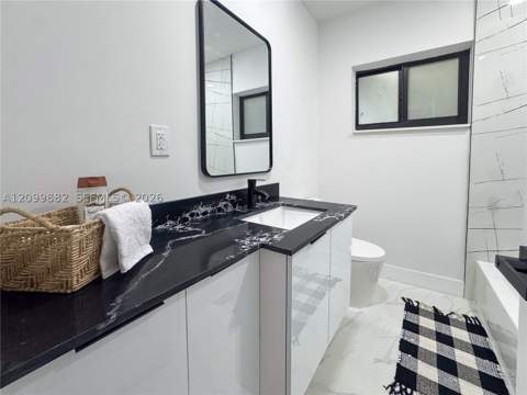 1427 NW 69th Ter, Miami FL - photo 11 of 24