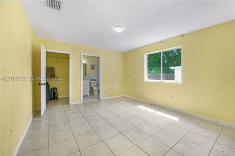 10170 W Fern St, Miami FL - photo 9 of 17