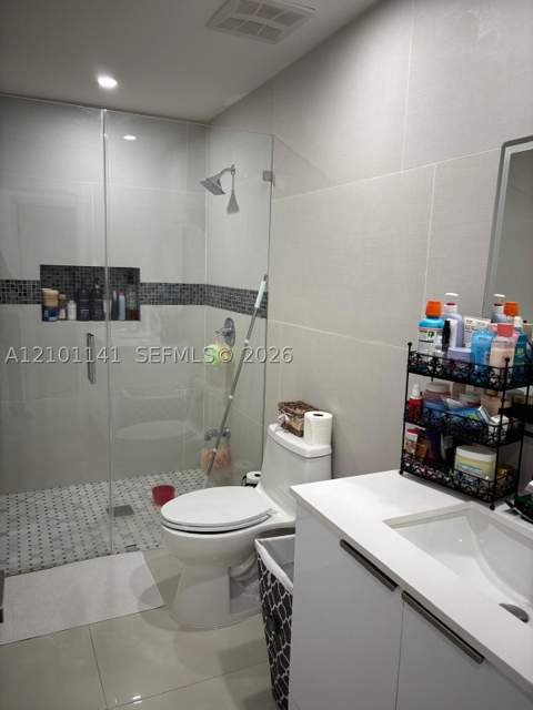 164 NE 169th St, North Miami Beach FL - photo 13 of 25