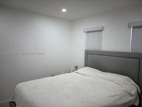 164 NE 169th St, North Miami Beach FL - photo 15 of 25