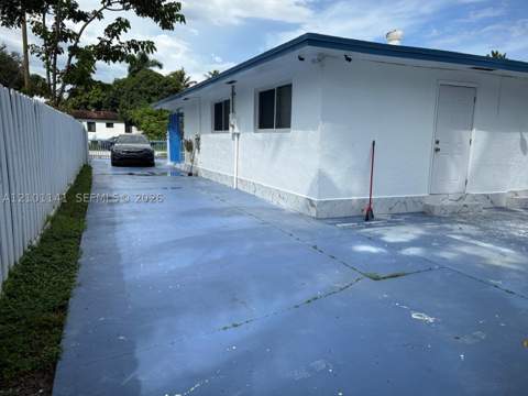 164 NE 169th St, North Miami Beach FL - photo 23 of 25