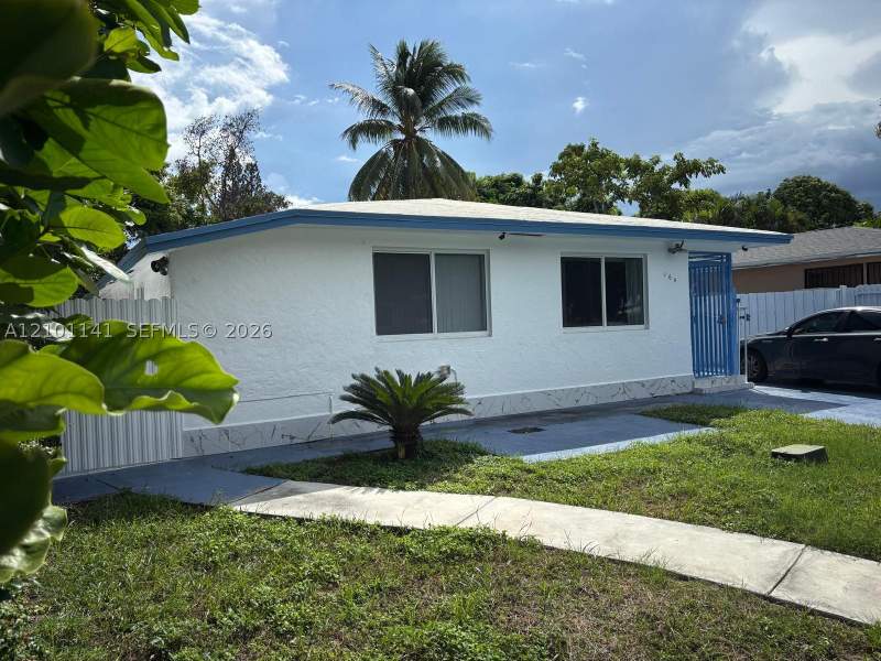 3 bedroom SingleFamilyResidence at 164 NE 169th St, Oleta Terr N Miami Beach, North Miami Beach — photo 3