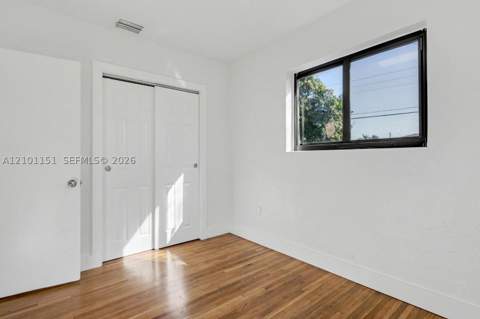 16901 NE 6th Ave, North Miami Beach FL - photo 8 of 18
