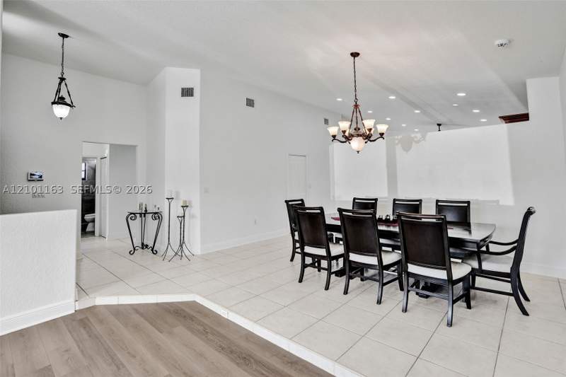 3 bedroom SingleFamilyResidence at 8741 NW 141st Ter, Avalon Estates, Miami Lakes — photo 4