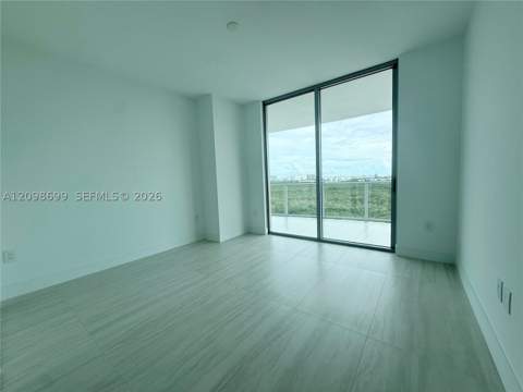 2411 Laguna Circle 901, North Miami FL - photo 11 of 51