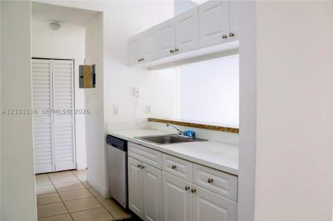15770 SW 106th Ter 305, Miami FL - photo 8 of 18
