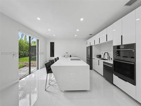 589 SE 35th Ter, Homestead FL - photo 12 of 53