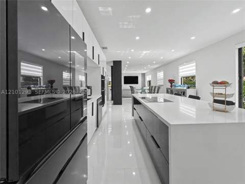 589 SE 35th Ter, Homestead FL - photo 13 of 53