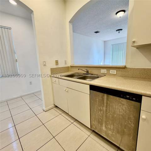 2238 NE 42nd Cir 2238, Homestead FL - photo 6 of 30