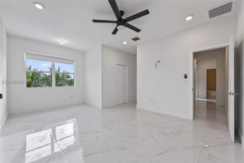 19815 SW 132nd Ct, Miami FL - photo 24 of 44