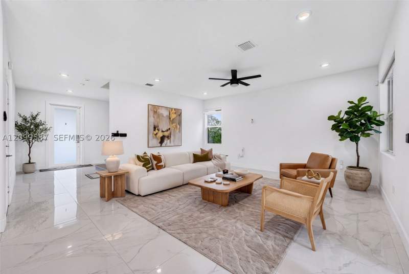 4 bedroom SingleFamilyResidence at 19815 SW 132nd Ct, Bright Homes, Miami — photo 4
