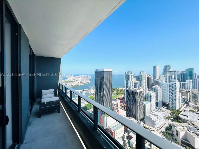 1 bedroom Condominium at 601 NE 1st Ave Lph 4814, Gale Residences, Miami — photo 4