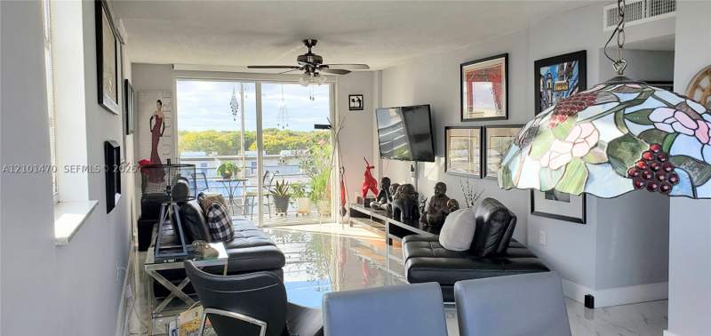 2 bedroom Condominium at 14165 SW 87th St D501, El Conquistador South Con, Miami — photo 2
