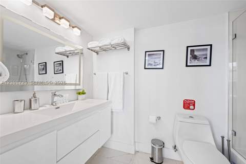 1200 Brickell Bay Dr 3701, Miami FL - photo 15 of 25